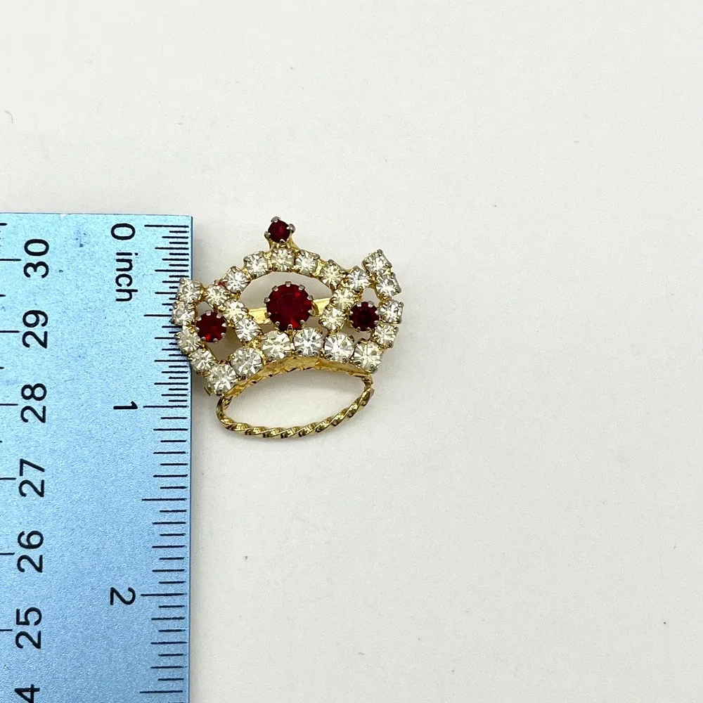 Crown Brooch Pin‎ Rhinestone Red White Gold Tone Vintage Jewelry